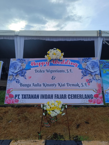 Papan Bunga kantorwalikotapalangkaraya 0851-1999-1337 | King Florist kantorwalikotapalangkaraya