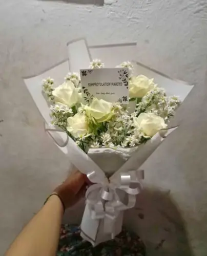 Buket Bunga Wisuda Murah di Kantor Wali Kota Palangkaraya