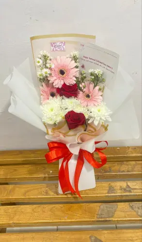 Tersedia Buket Bunga Artifical, Buket Uang & Buket Snack | King Florist di Kantor Wali Kota Palangkaraya